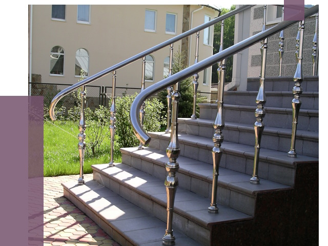 Перила для крыльца в Серове от 10712 руб. — монтаж ПРОЛЁТ-Срв