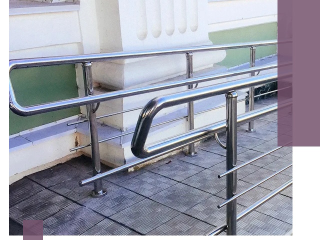 Ограждения пандусов из металла и нержавейки в Серове