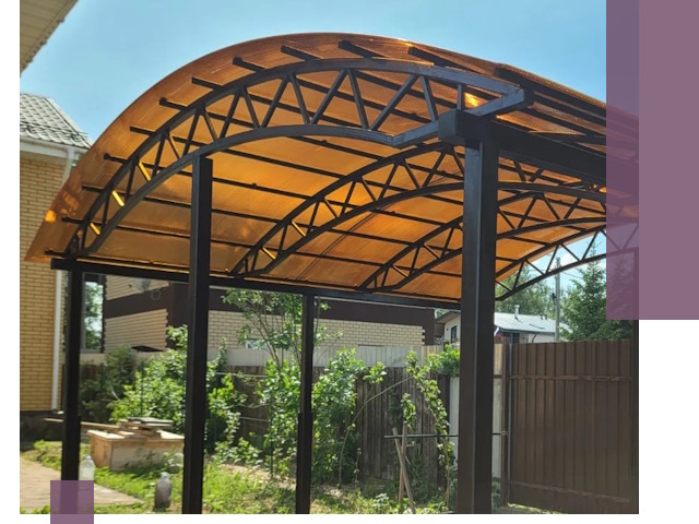 Изготовление навесов под ключ в Серове из качественных материалов