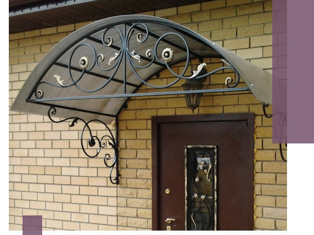 Изготовление козырьков из металла под ключ в Серове