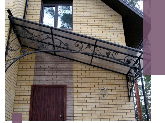 Односкатные козырьки из металла под ключ в Серове