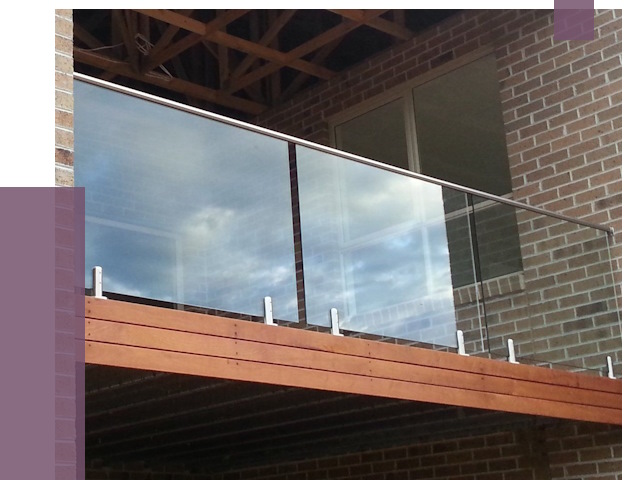 Стеклянные парапеты на крыше и террасе в Серове от 11477 руб. | ПРОЛЁТ-Срв