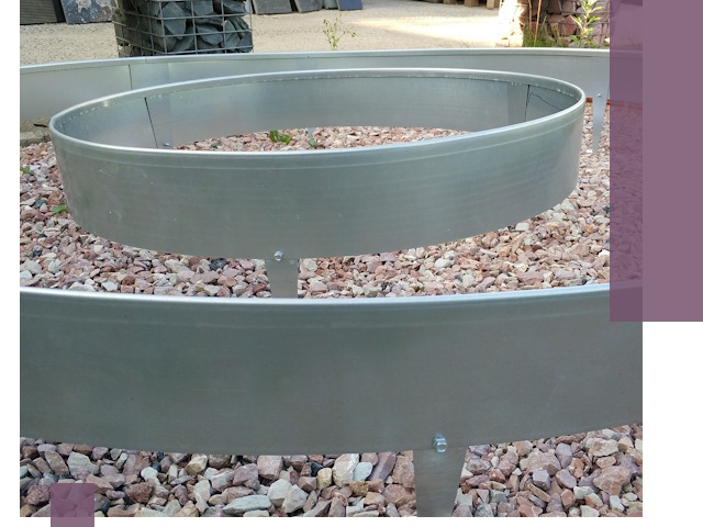 Нержавеющие бордюры под ключ в Серове — изготовление и монтаж